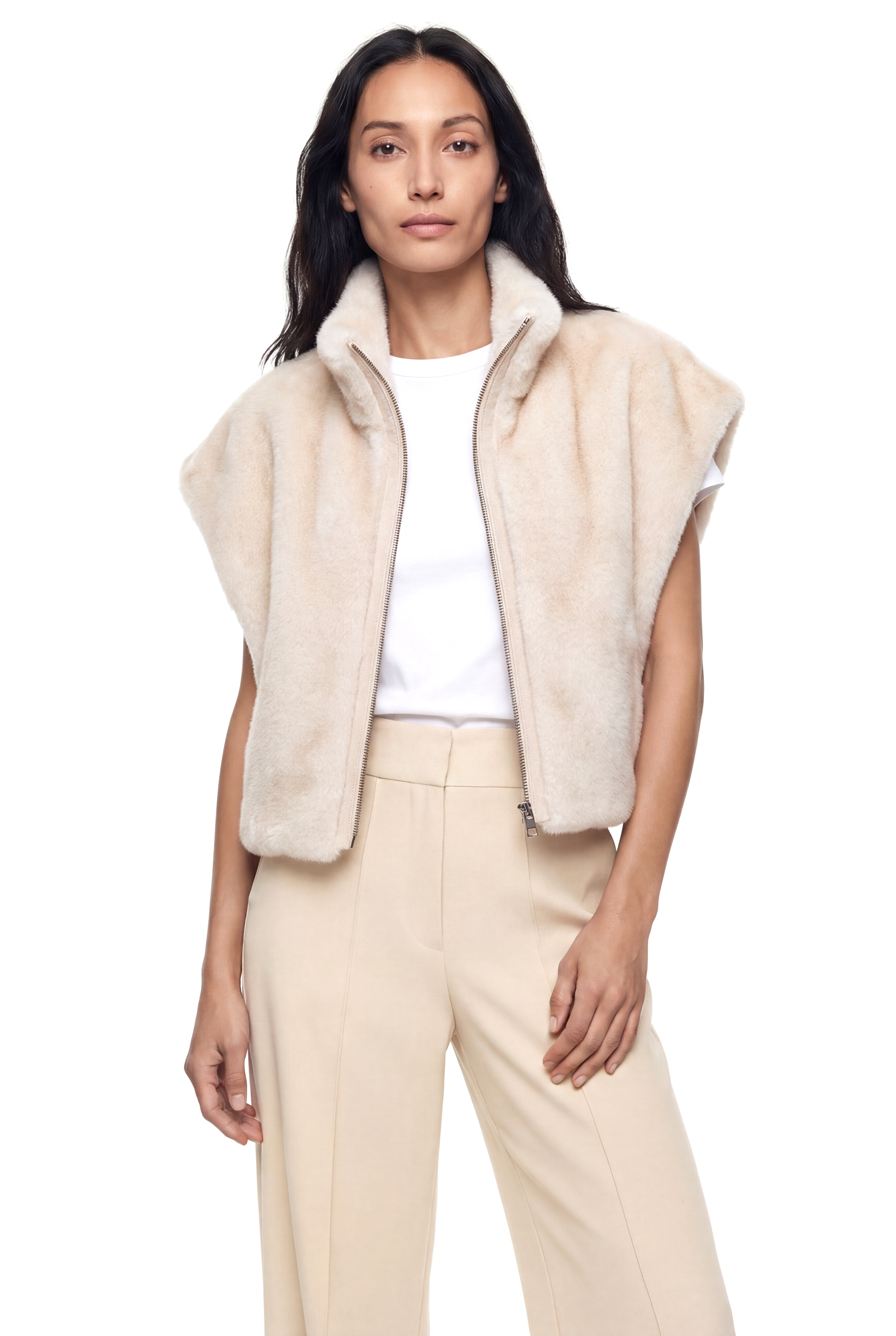 VELORA Yarasa Kol Dik Yakalı Suni Kürk Yelek - Bej