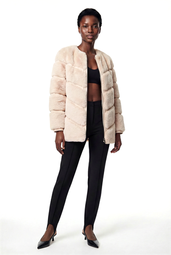 CLASSIC EDITION Yuvarlak Yaka Dilimli Suni Kürk Ceket - Bej