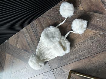 JF Kulaklıklı Ponponlu Triko Bere - Ekru