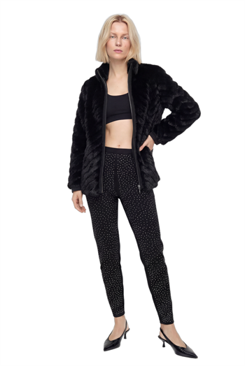 LIXUE Diagonal Dilimli Dik Yaka Suni Kürk Ceket - Siyah