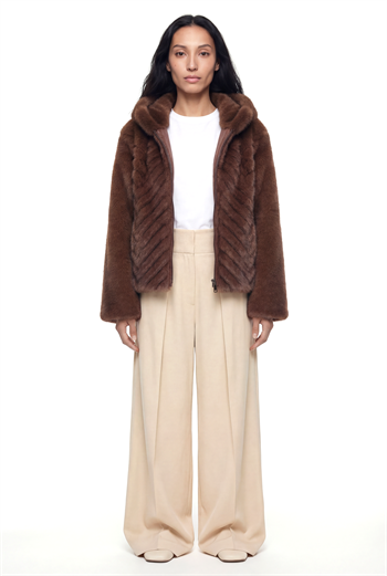 OLESYA Diagonal Dilimli Kapüşonlu Suni Kürk Ceket - Kahverengi