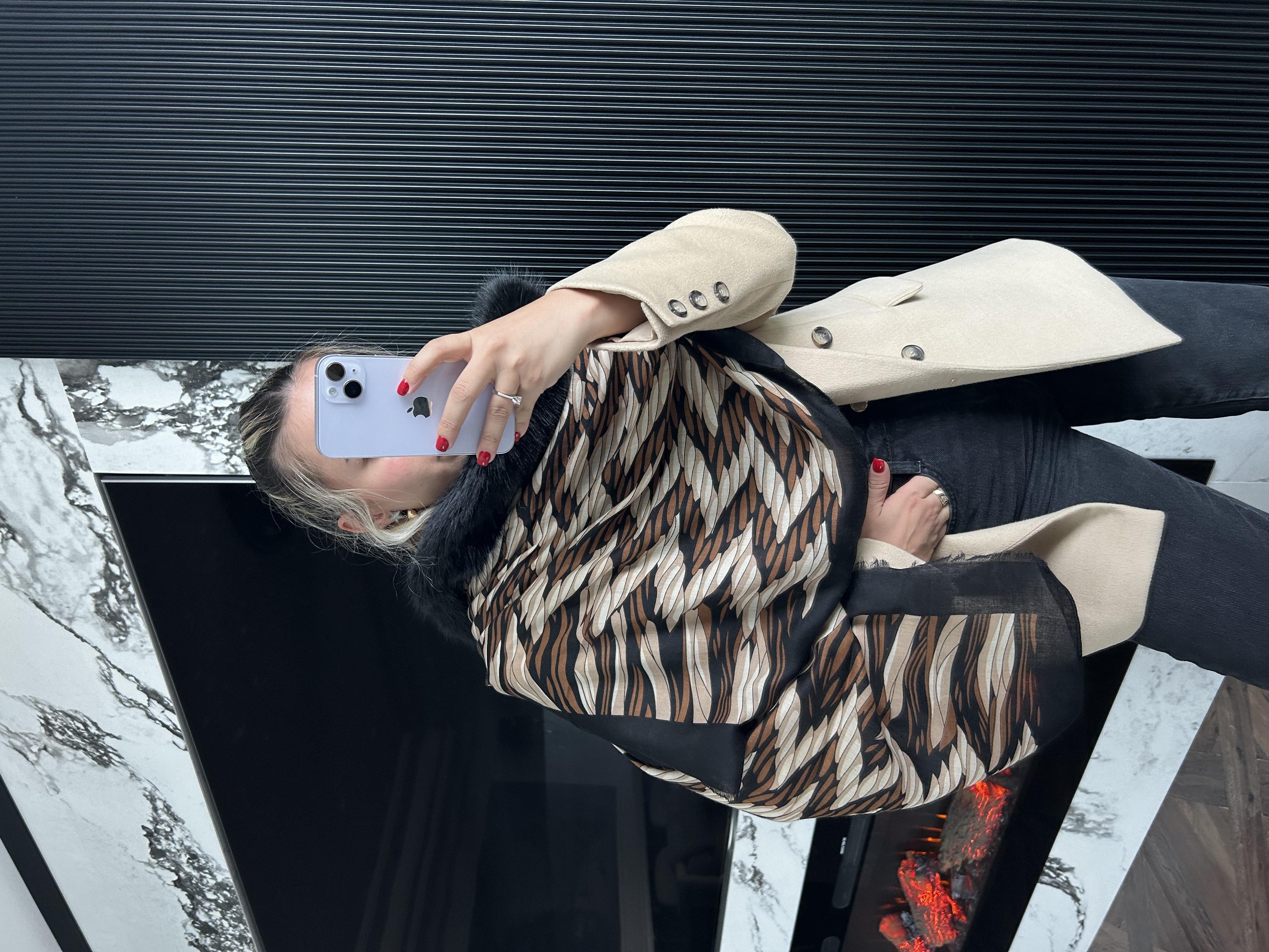 JF Desenli Kürklü Şal - Kahverengi