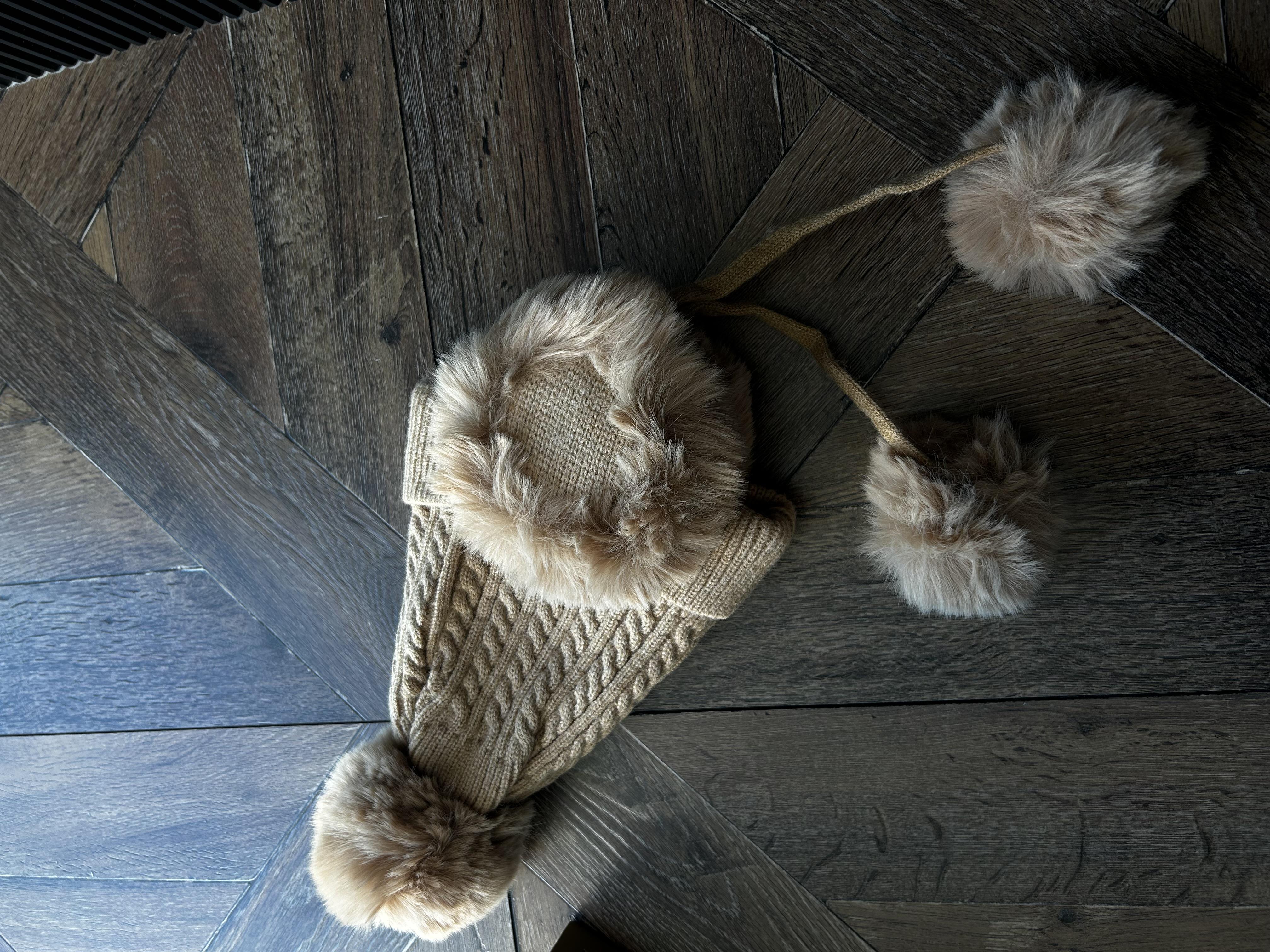 JF Kulaklıklı Ponponlu Triko Bere - Camel