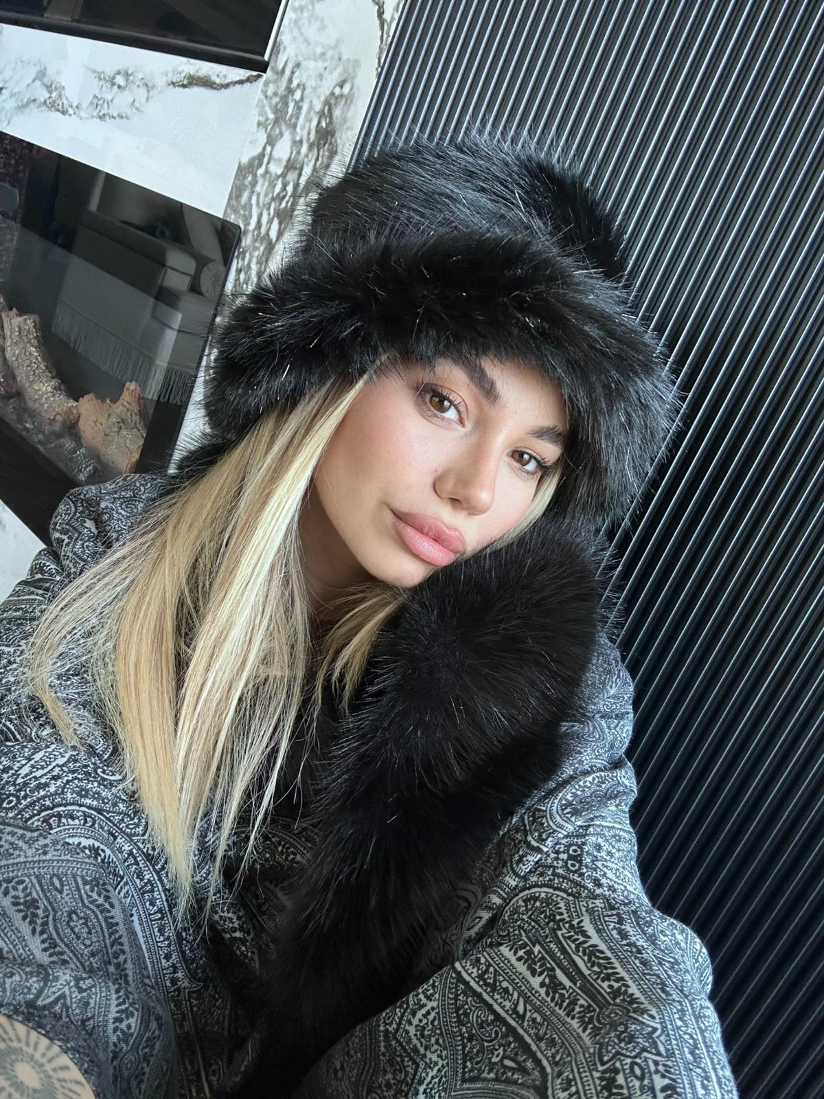 JF Peluş Bucket Simli Şapka - Siyah