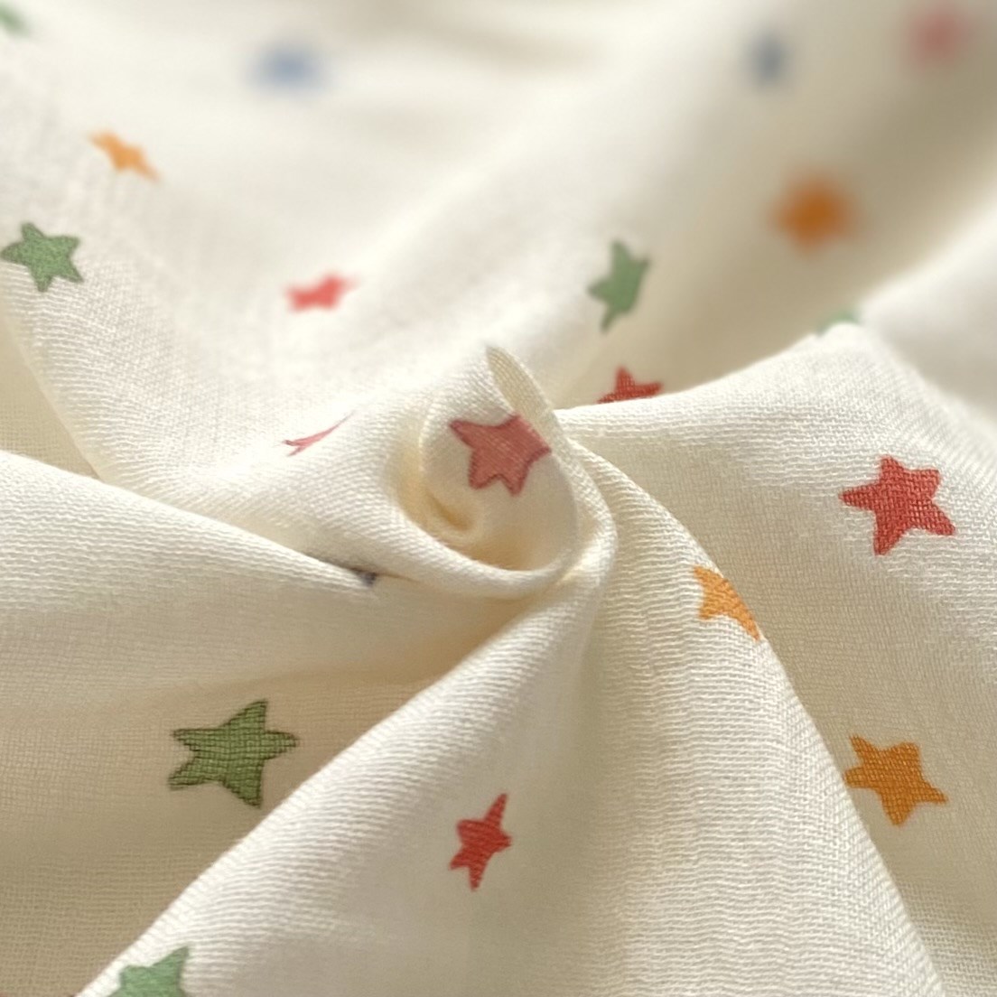 Colorful Stars Müslin Kumaş