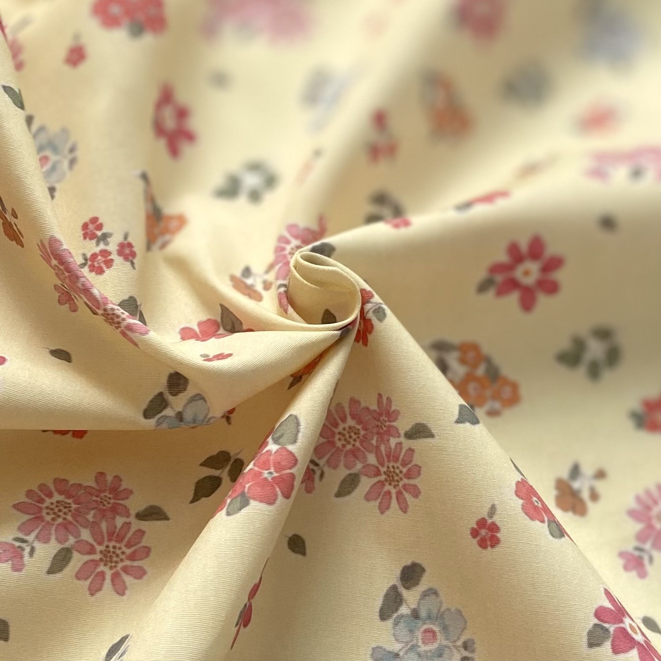 Fiona - Yellow Poplin Kumaş