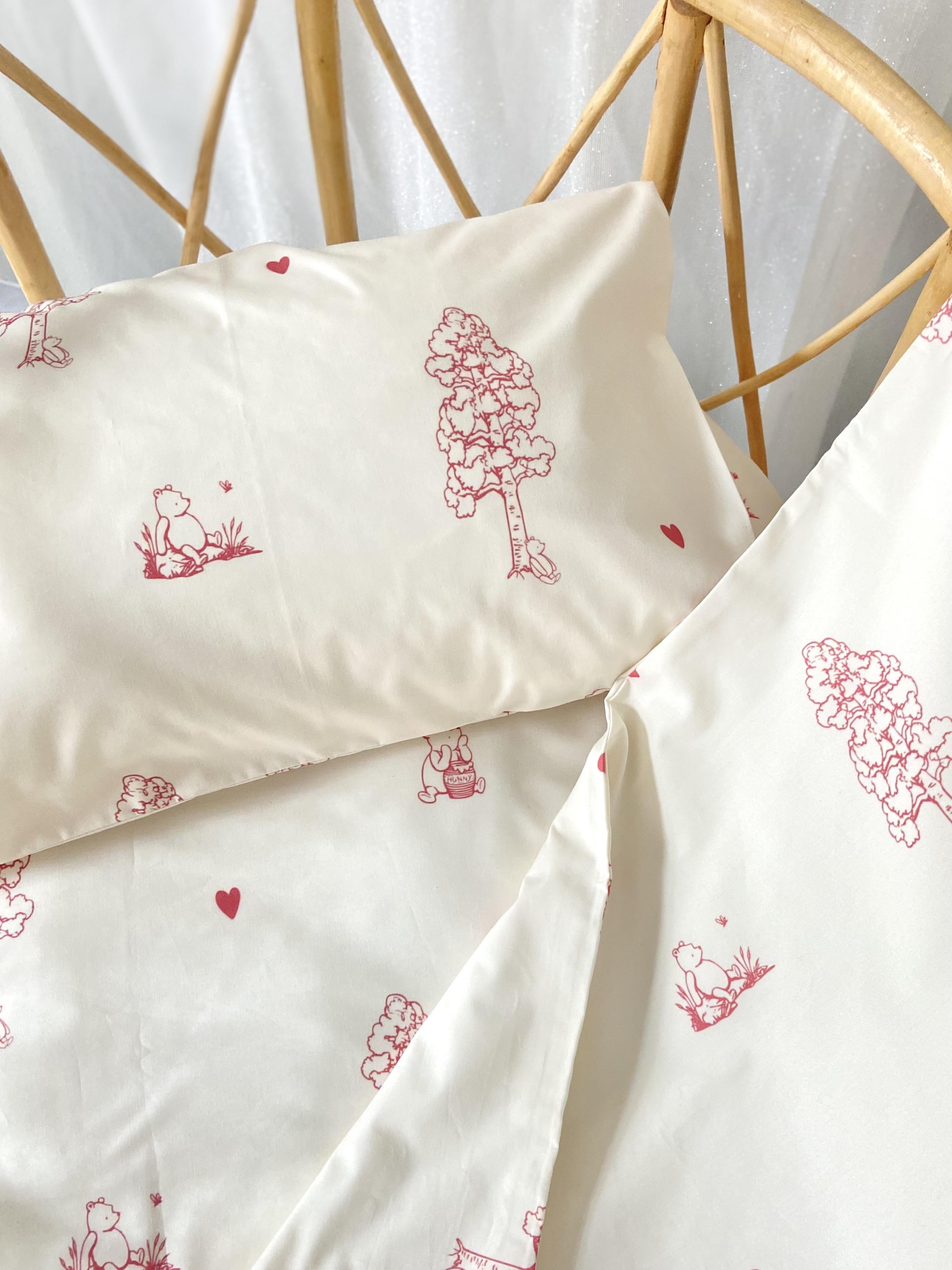 Winnie - Red Bebek Nevresim Takımı