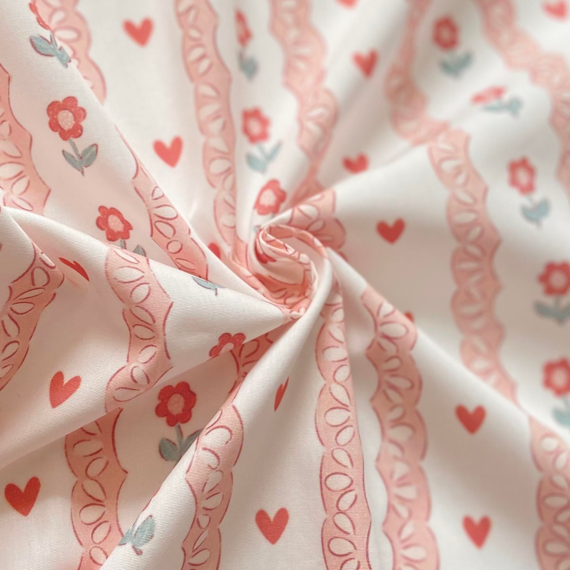 Zezig Heart Line Poplin Kumaş