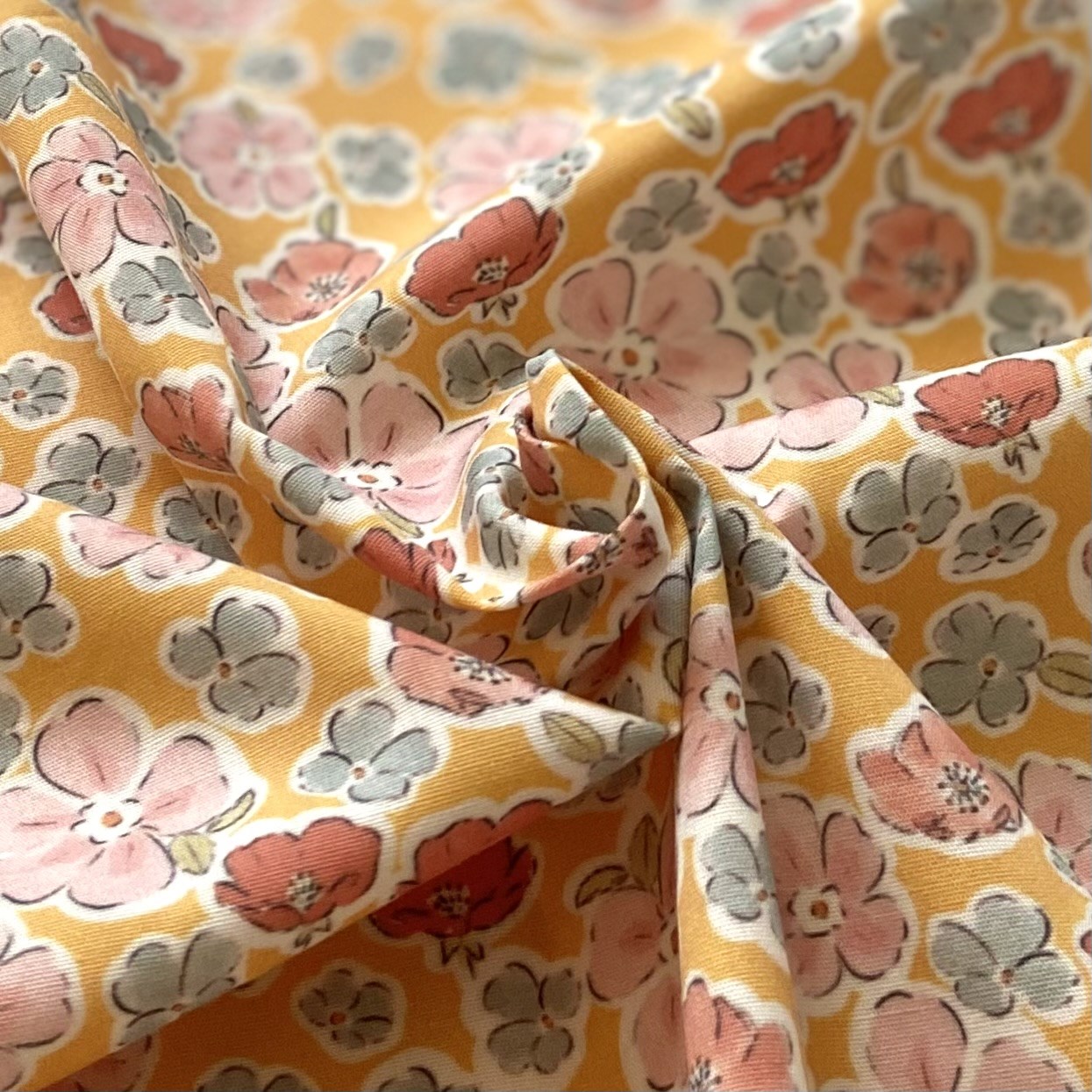 Anemone - Yellow Poplin Kumaş