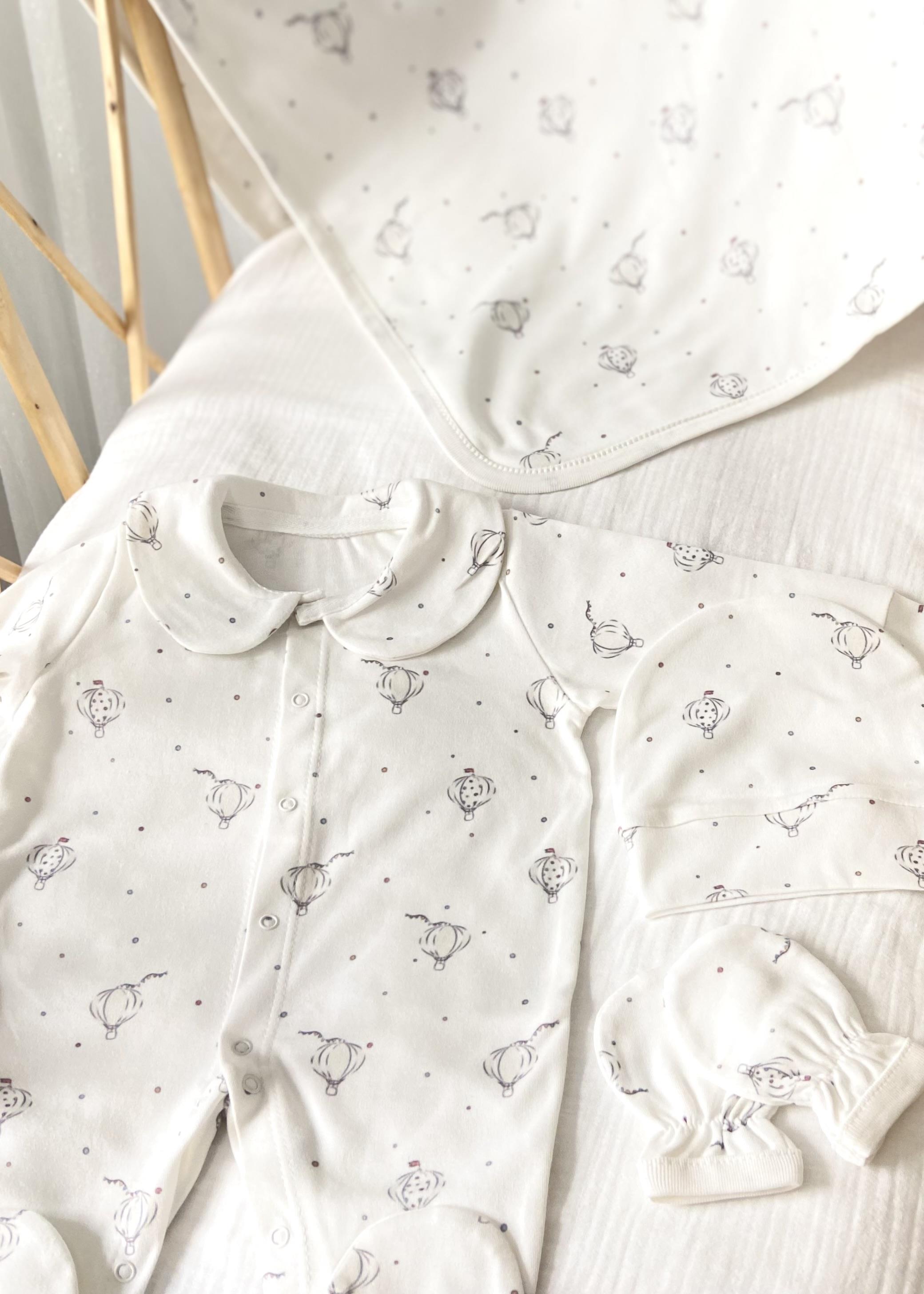 Balloons 4 Piece Hospital Discharge Set 100% Cotton
