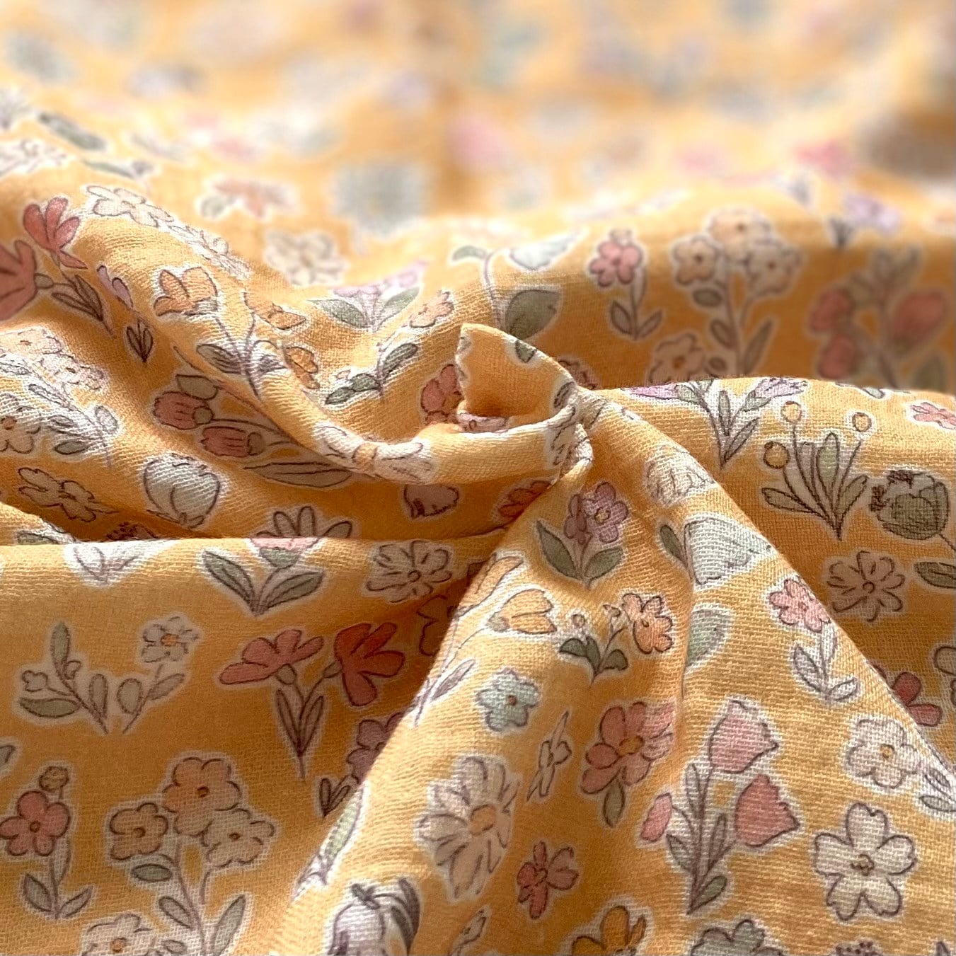 Botanica - Yellow Müslin Kumaş