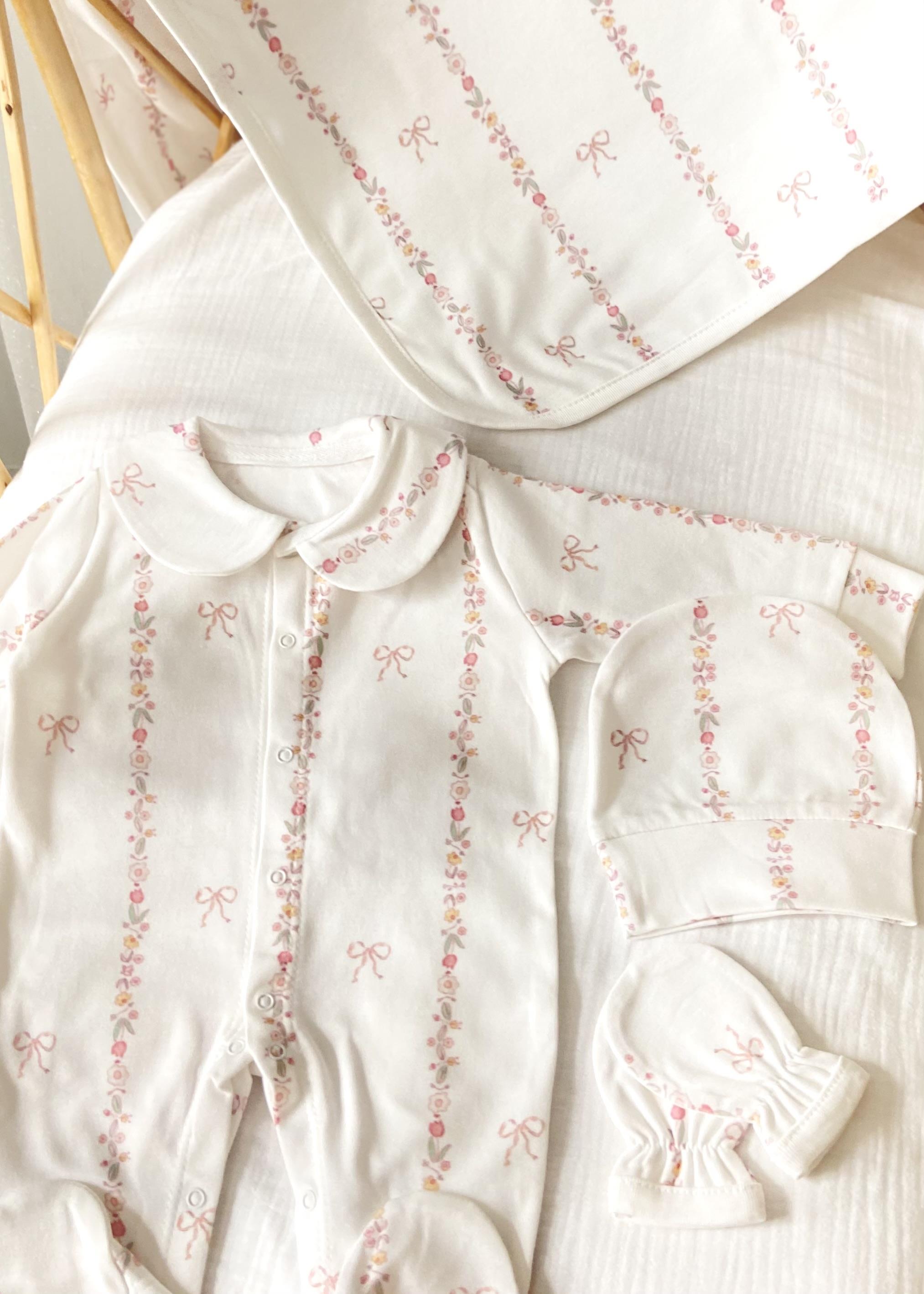 Bow Line 4 Piece Hospital Discharge Set 100% Cotton
