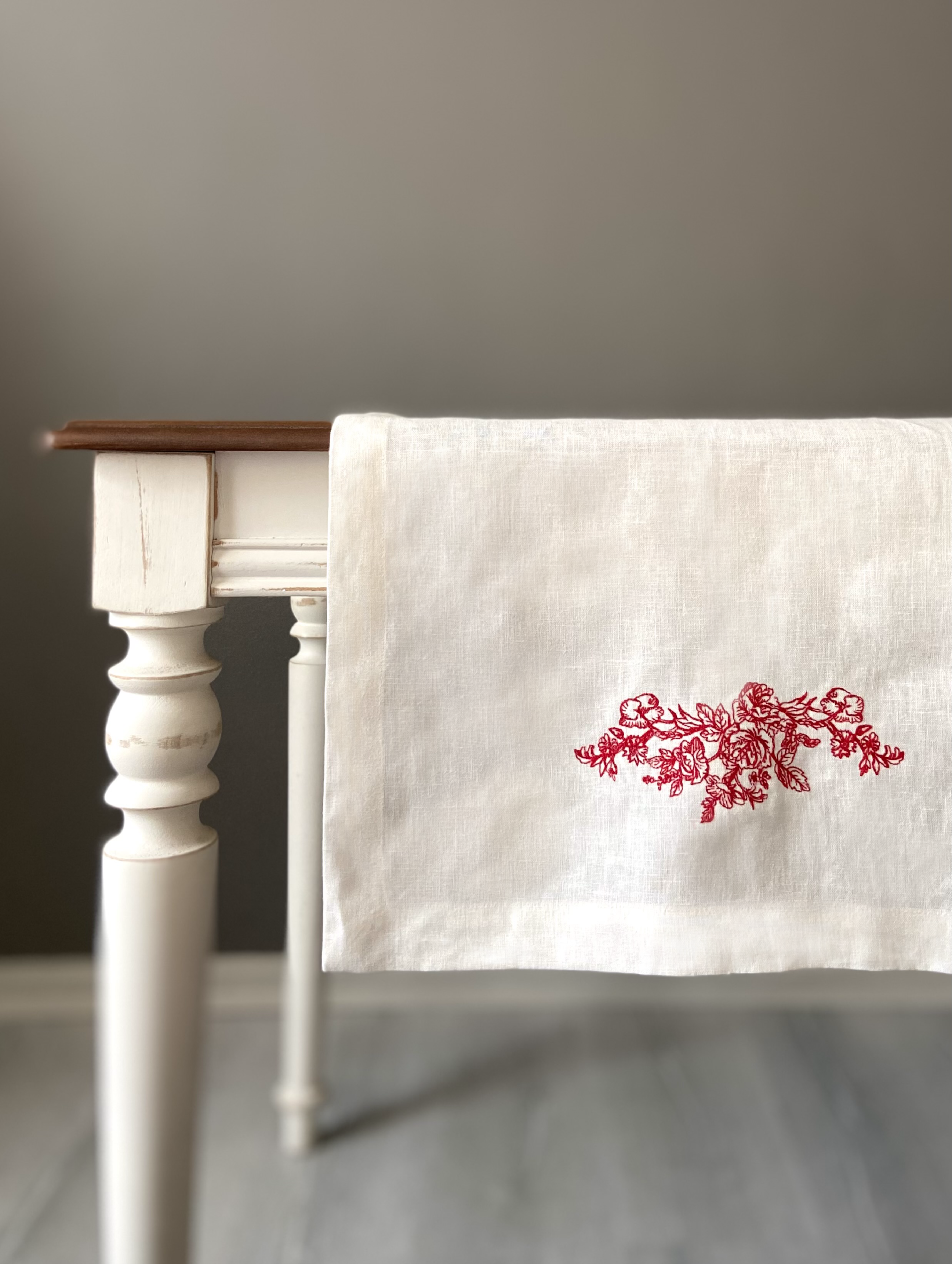 Rose 100% Linen Embroidered Runner - Sunset - 45 x 145