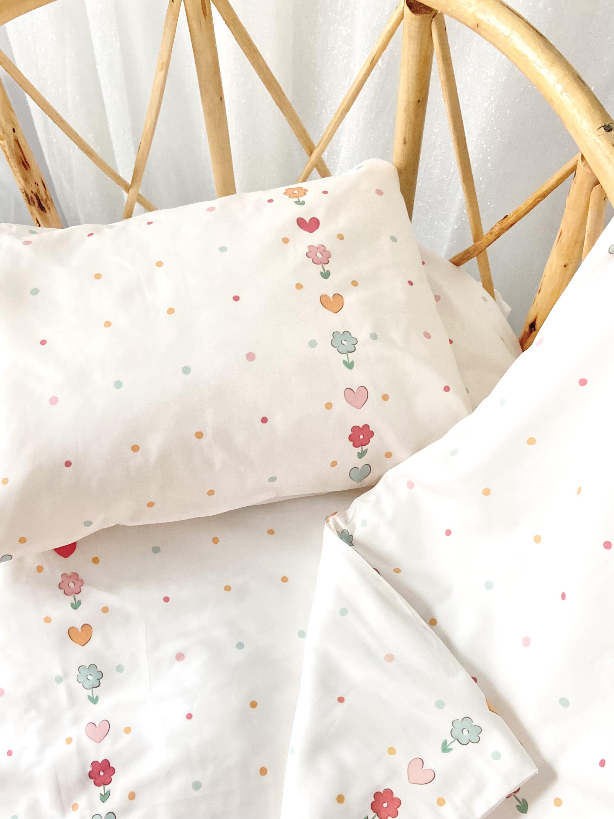 Zezig Dotty Baby Bedding Set