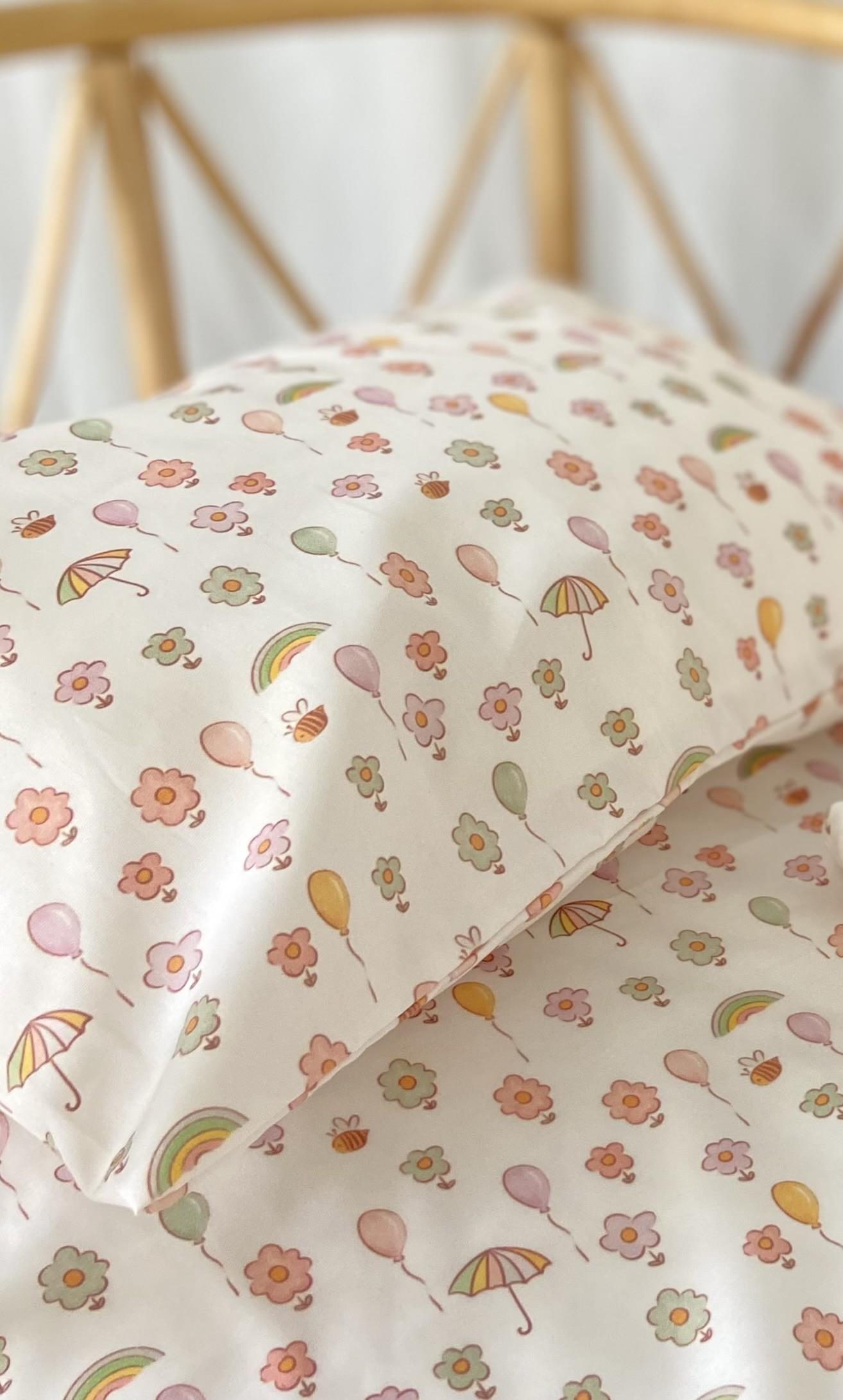 Zezig Soft Doodle Baby Pillowcase and Sheet Set