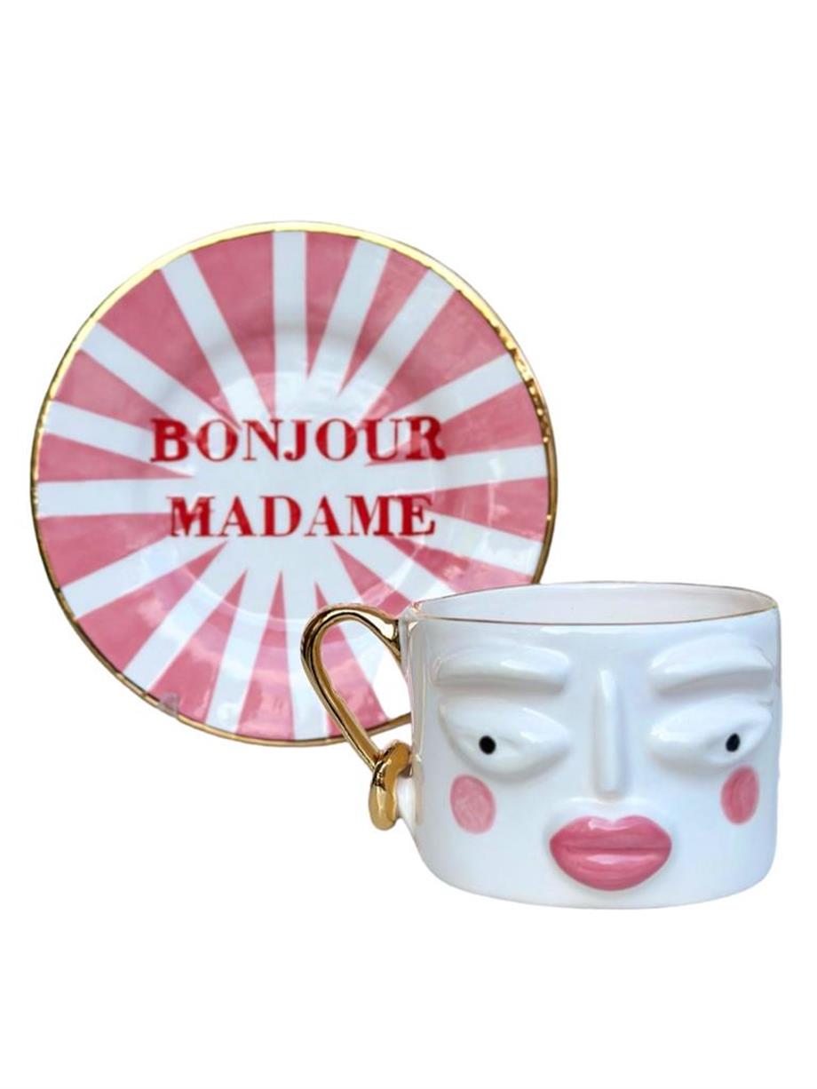 Bonjour Mademe Pembe Çay Fincanı