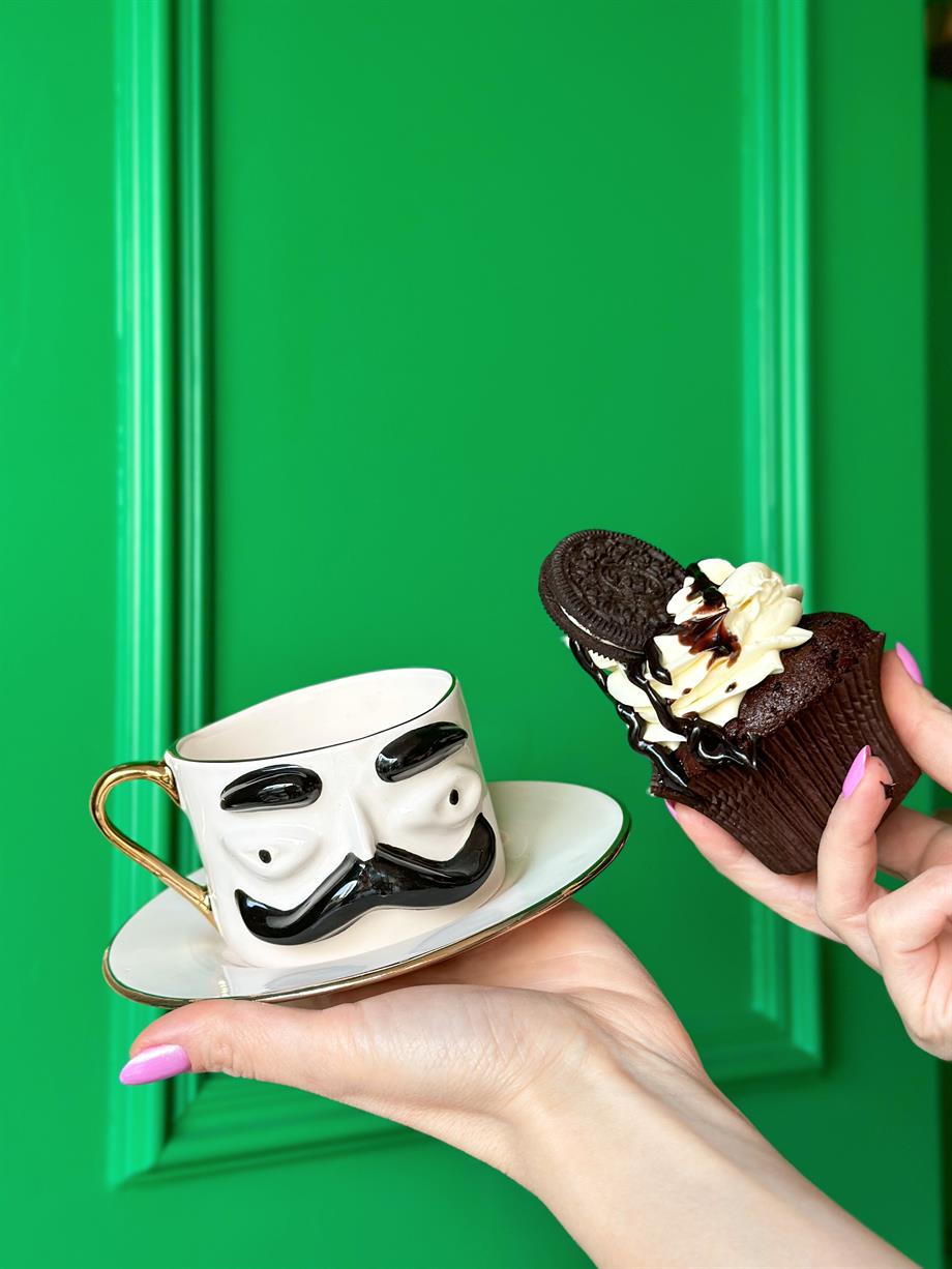 Hulusi Bey Siyah Mustache Çay Fincanı