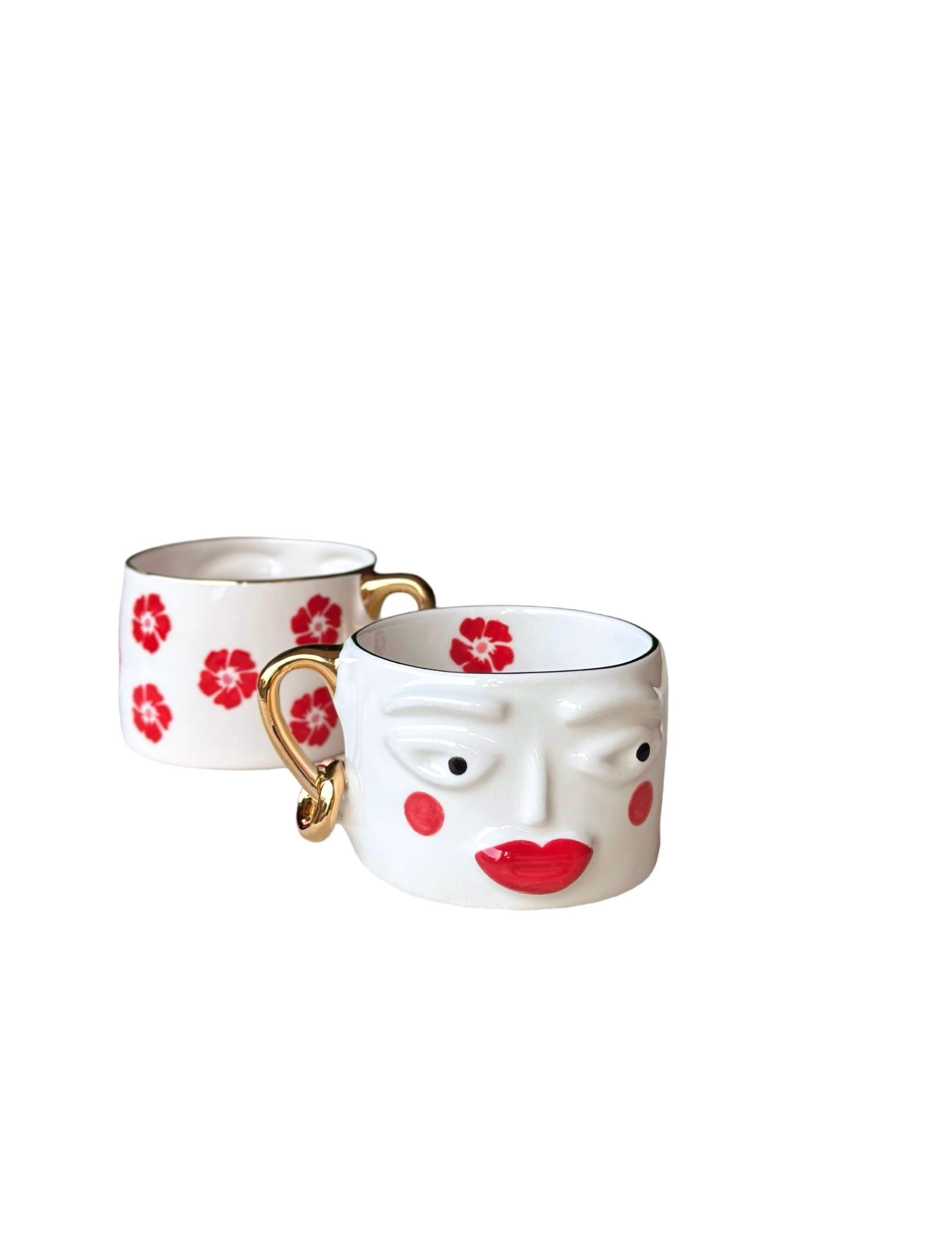 Rukiye Red Bloom Kırmızı Makyaj Mug
