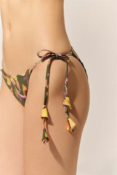 Amelia Bikini Bottom