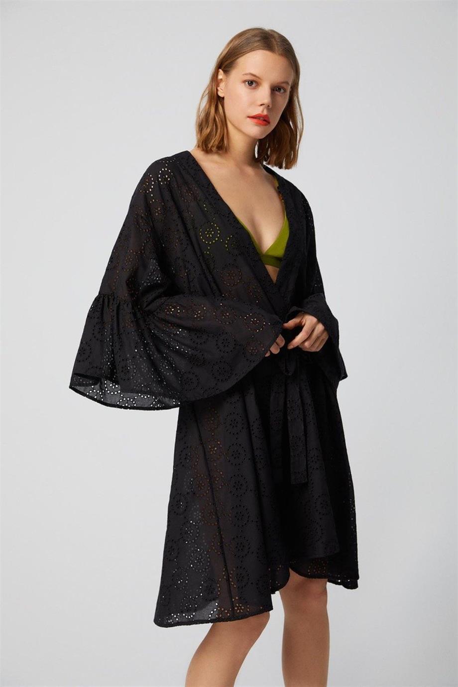 Anguilla Kimono