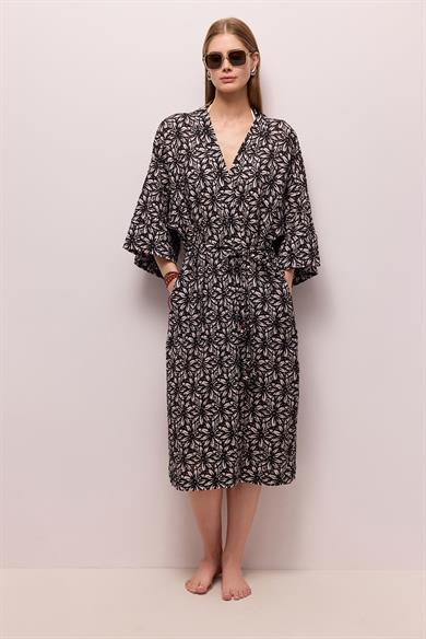 Lolite Kimono