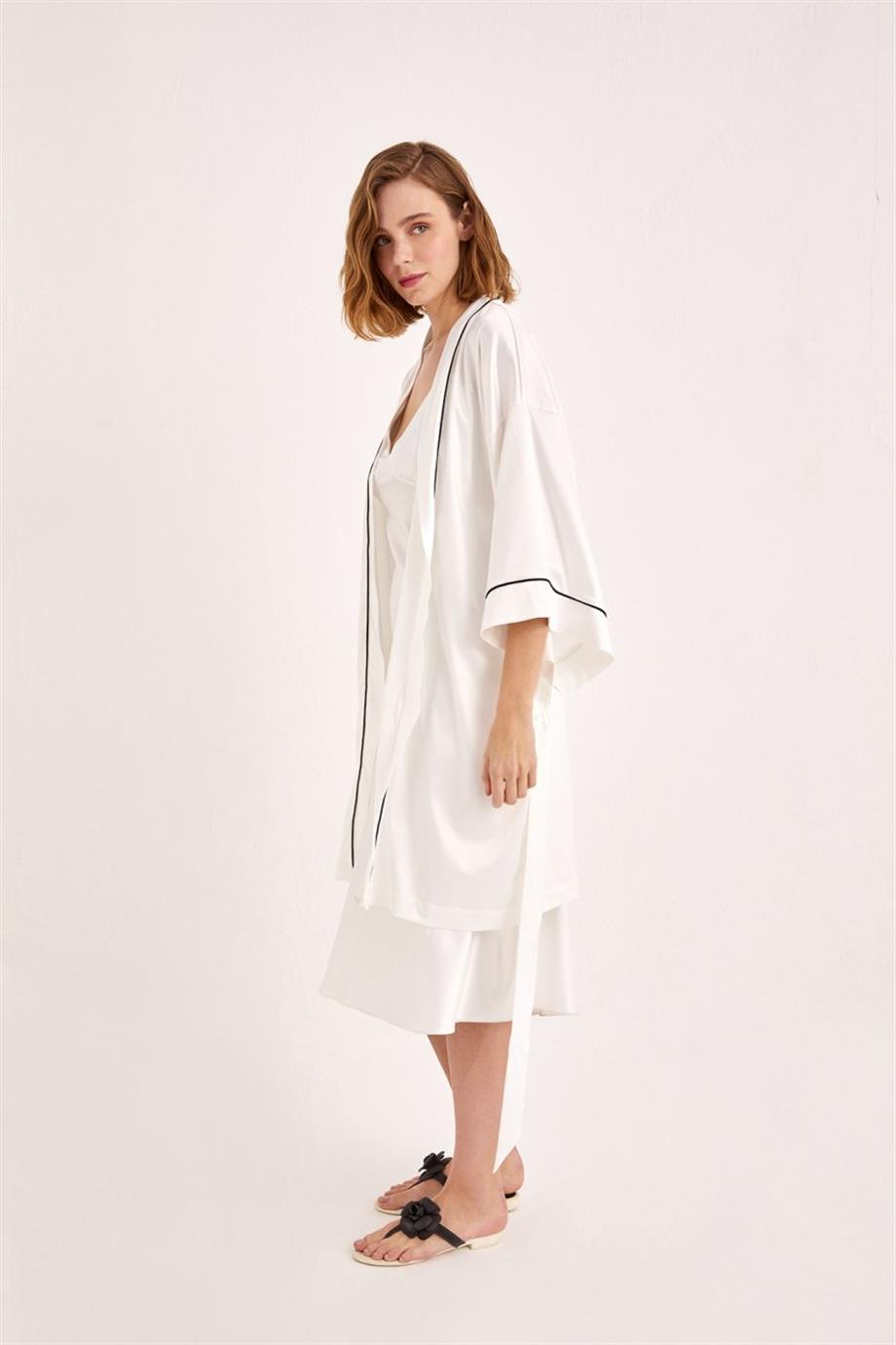 Royale Kimono Off White