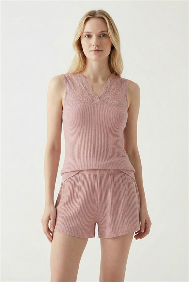 Ultra Comfort  Camisole/4 Nude Pink 
