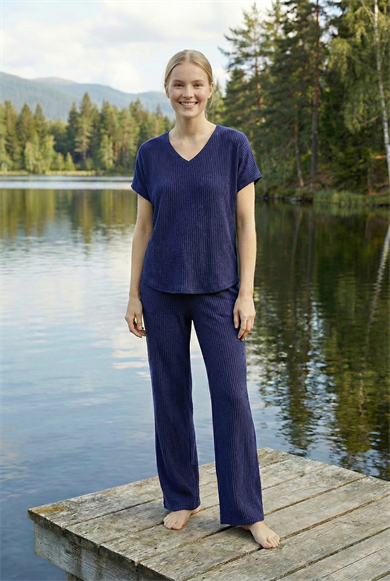 Ultra Comfort V-Shirt Navy Blue