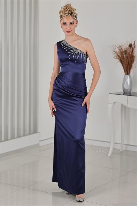 Carla Abiye Lacivert