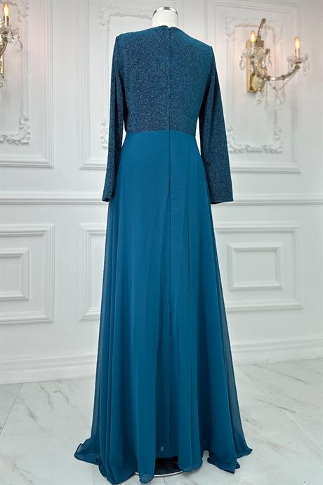 Cevher Tesettür Abiye Petrol