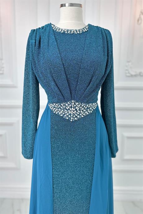 Cevher Tesettür Abiye Petrol