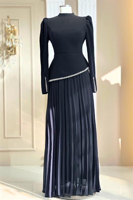 Efsun Piliseli Tesettür Abiye Siyah