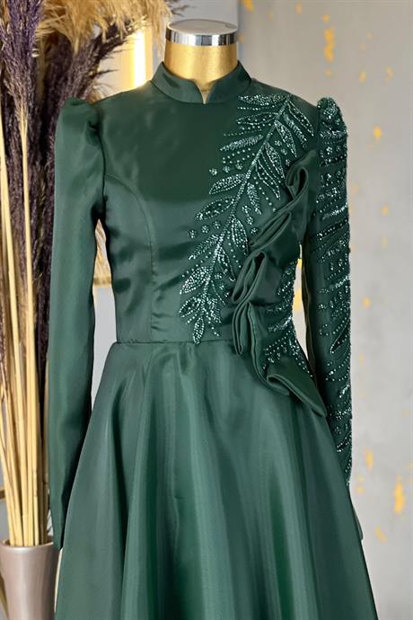 Ela Tesettür Abiye Zümrüt