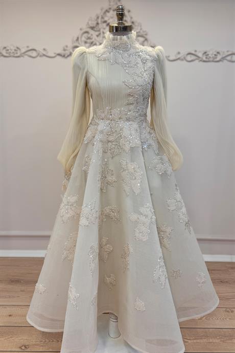 Fioana Pliseli Tesettür Abiye Krem