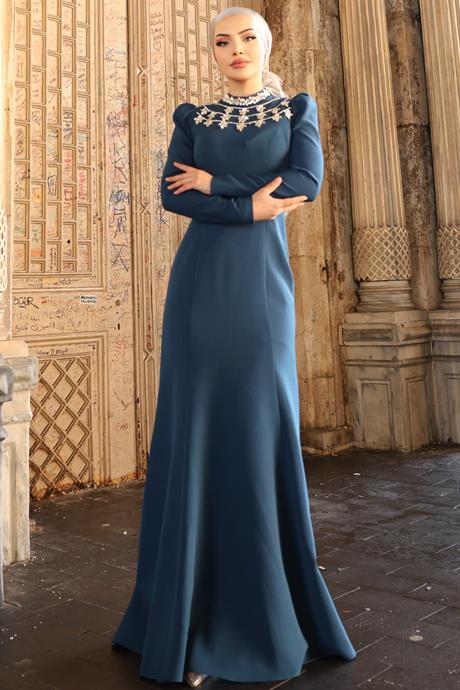 Peri Tesettür Abiye Petrol