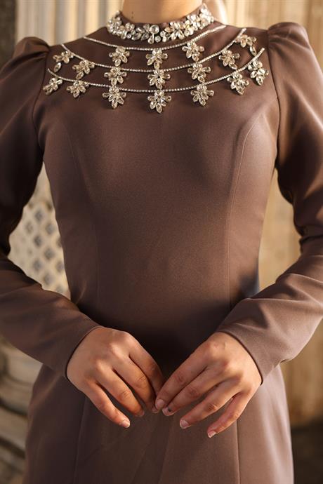 Peri Tesettür Abiye Vizon