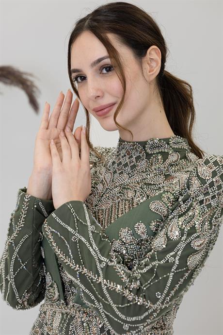 Yaprak Tesettür Abiye Haki