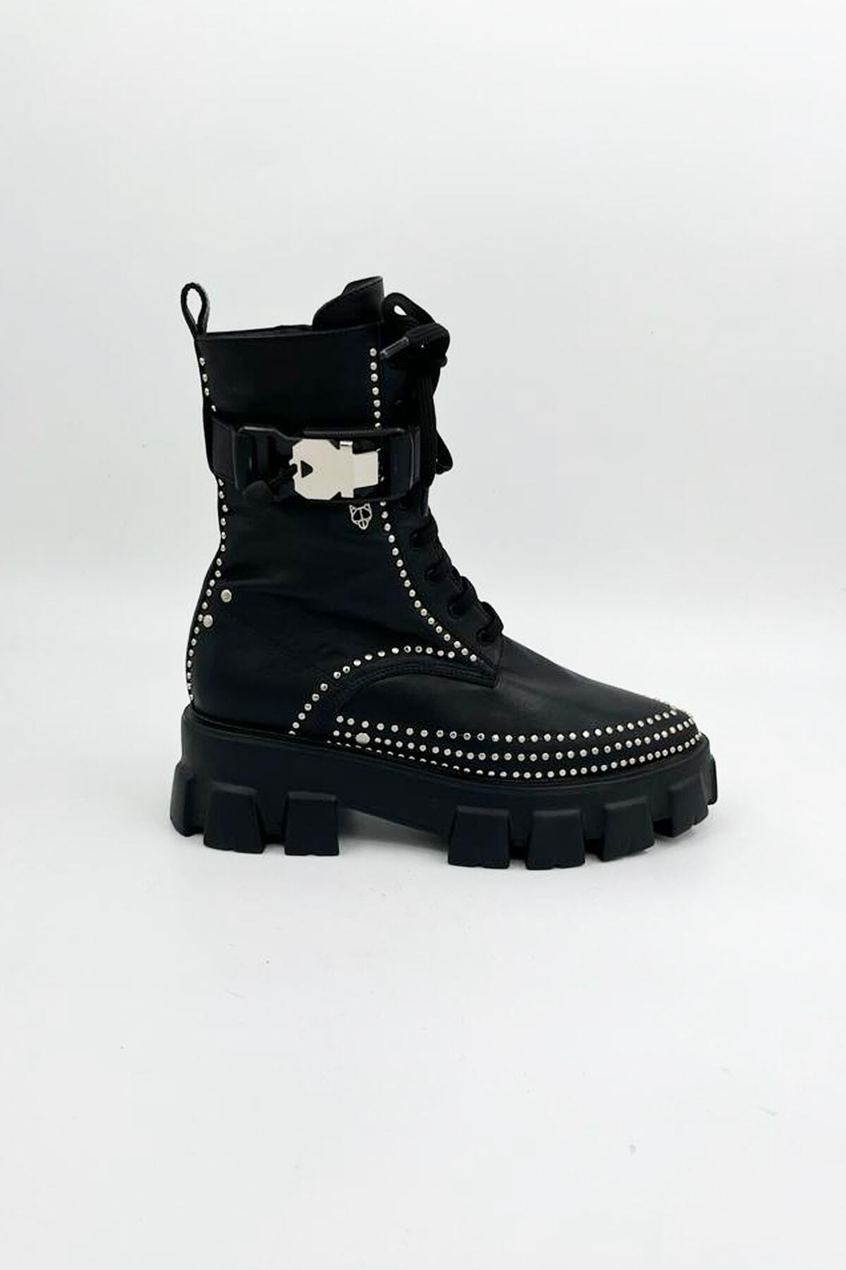 Kadın Deri Bot Zımba Detaylı Siyah