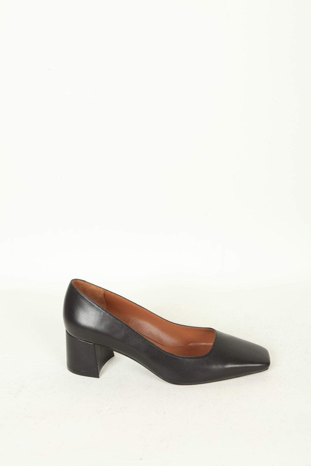 Kadın Deri Ayakkabı Topuklu Siyah