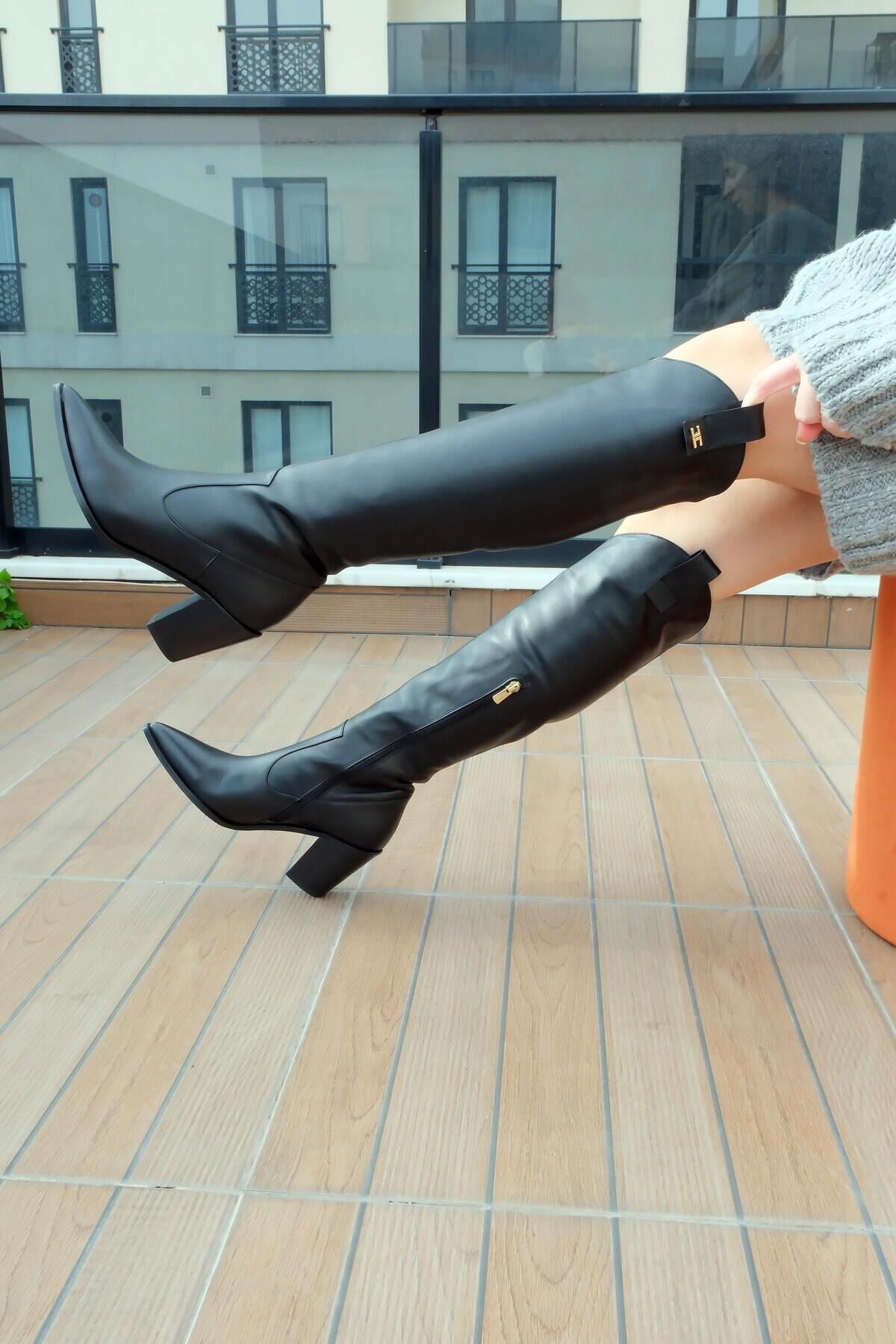 KADIN SİYAH HAKİKİ DERİ TOPUKLU ÇİZME