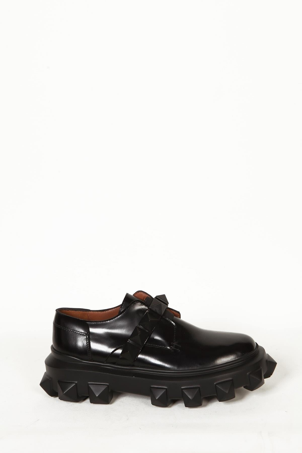 Kadın Siyah Rugan Detaylı Günlük Ayakkabı