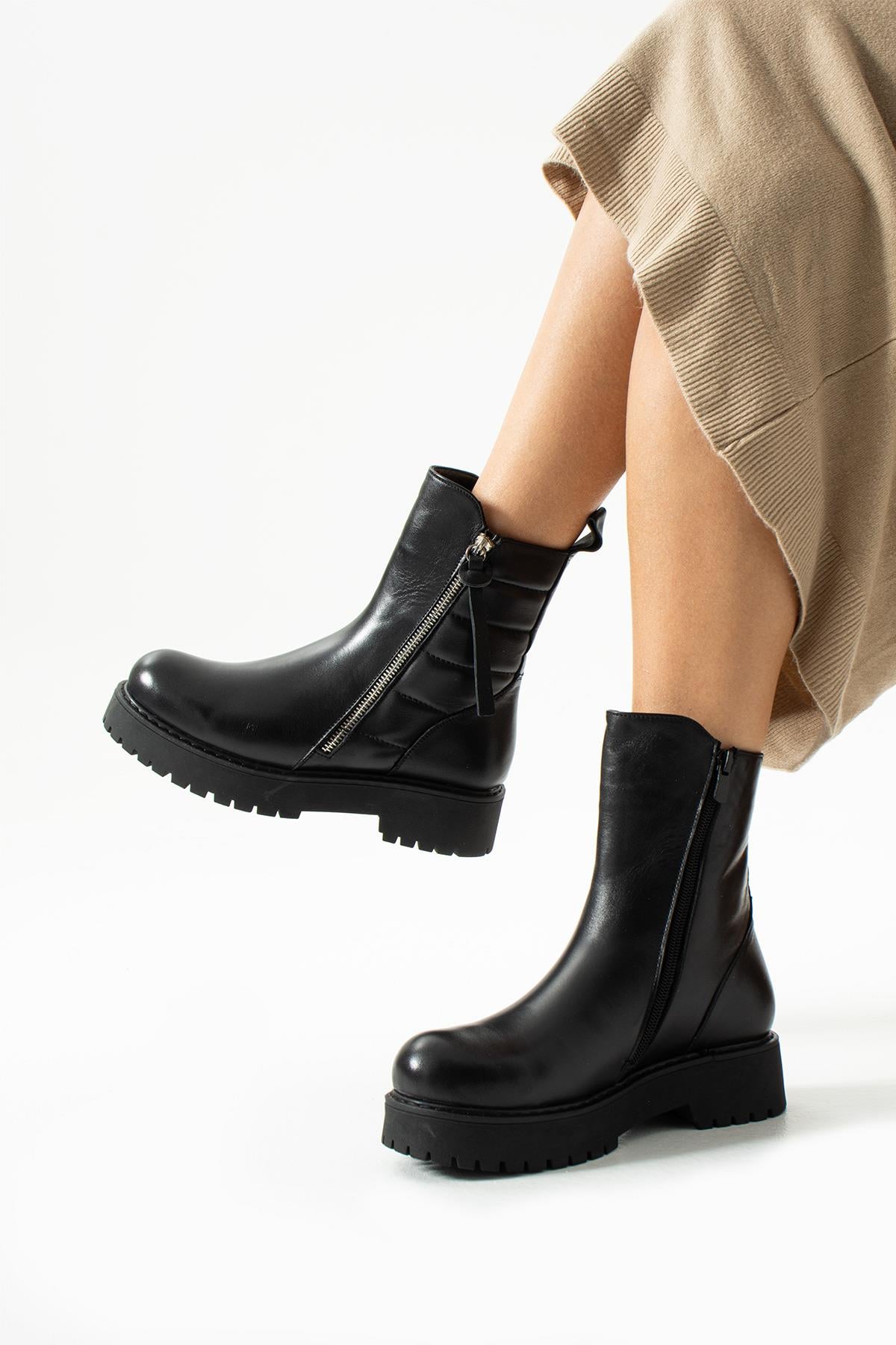 Kadın Hakiki Deri Bot Siyah