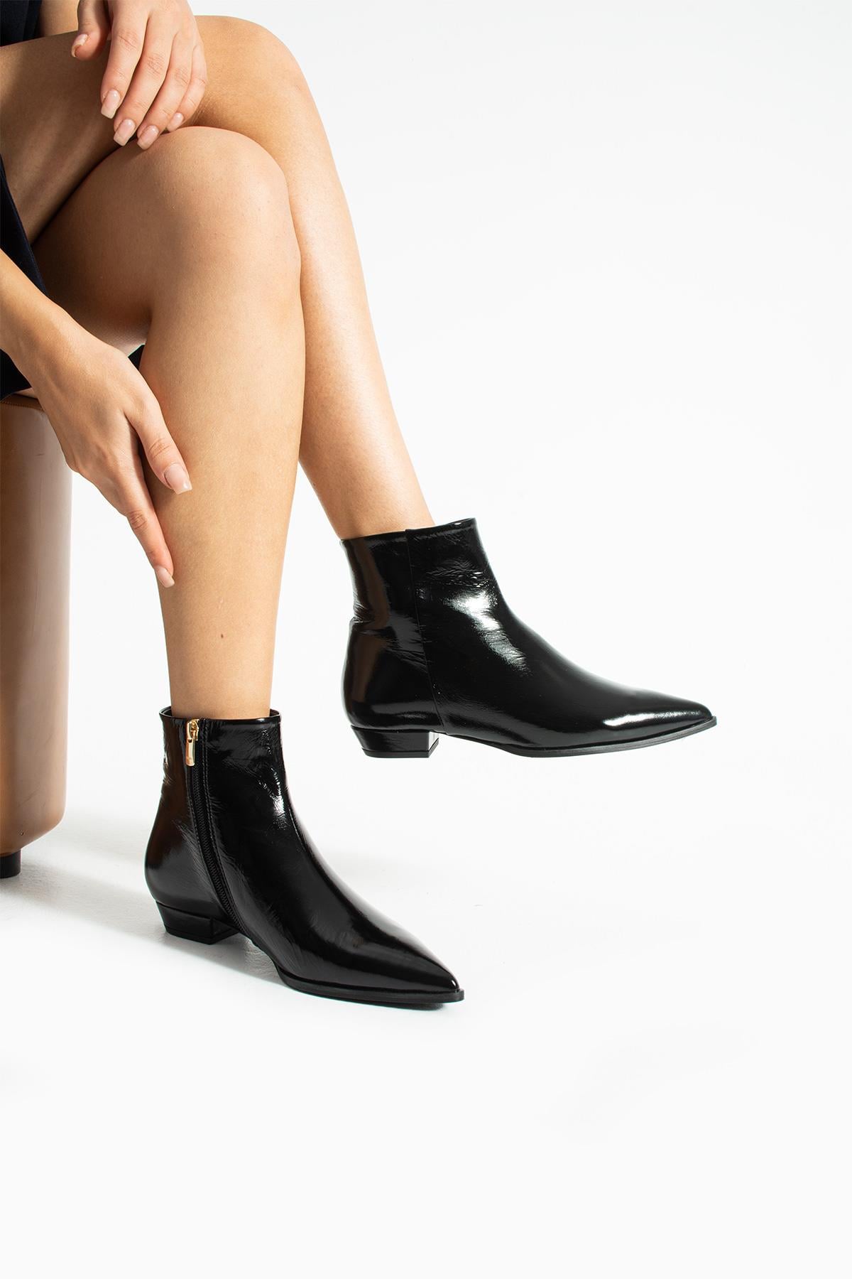 Kadın Hakiki Deri Bot Siyah Rugan