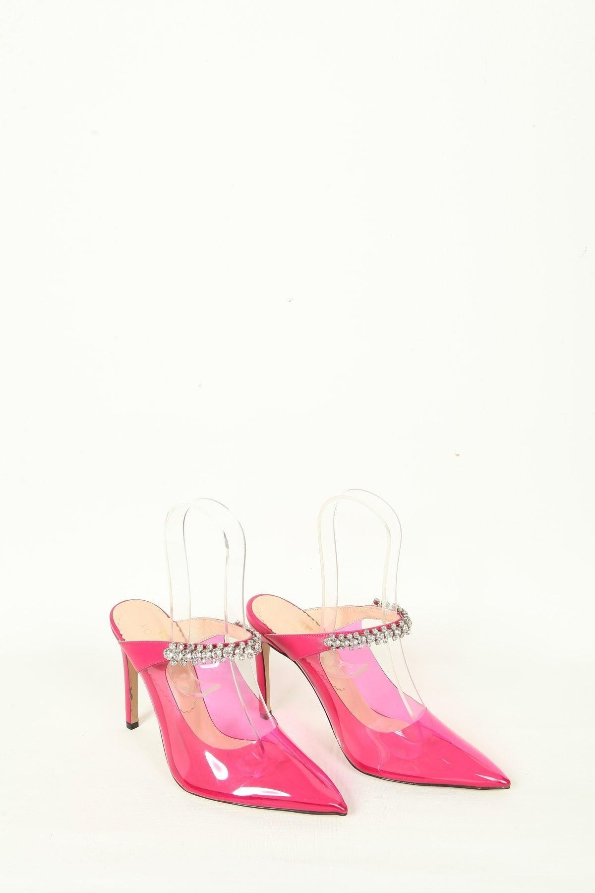 Kadın Fuşya Aksesuar Detaylı Terlik