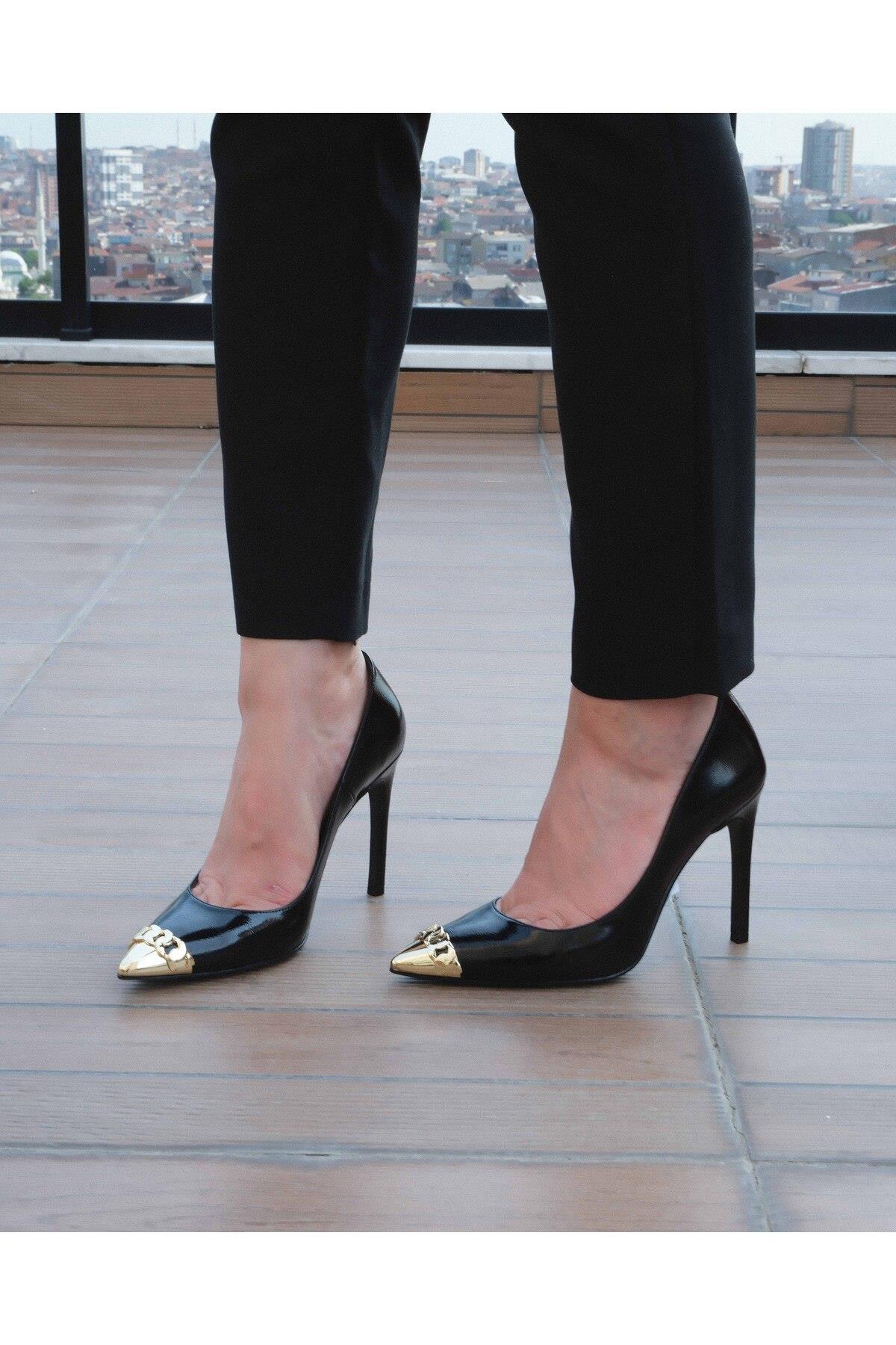 KADIN SİYAH RUGAN HAKİKİ DERİ STİLETTO
