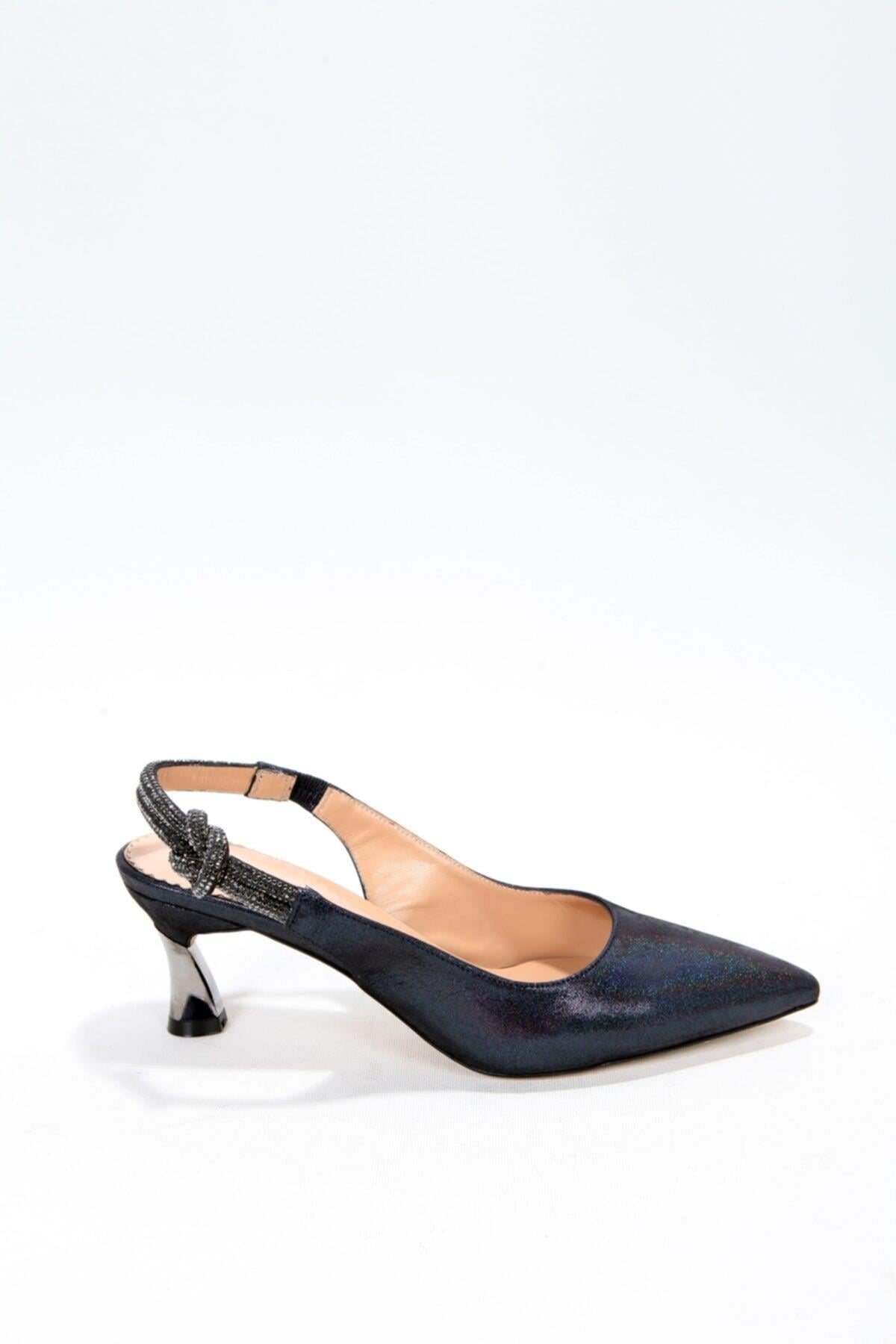 Kadın Siyah Simli Hakiki Deri Topuklu Ayakkabı