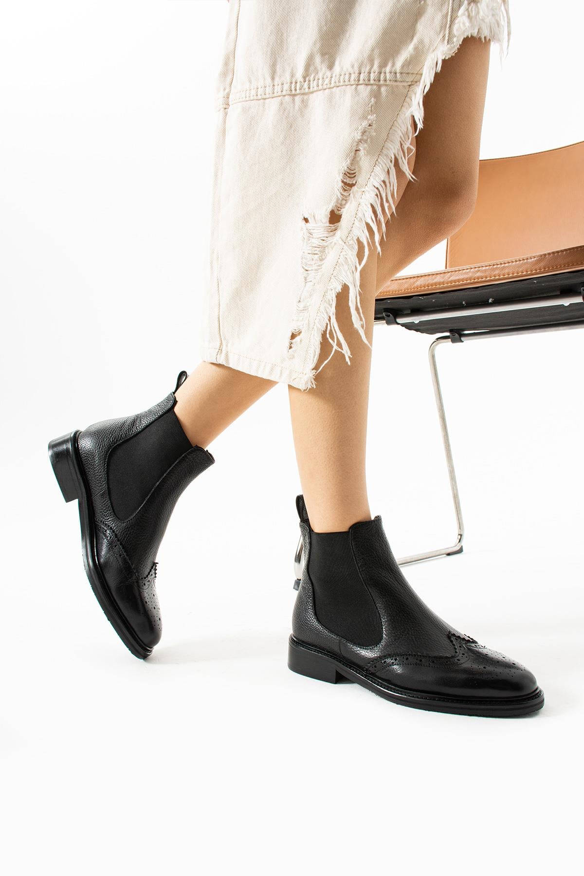 Kadın Hakiki Deri Bot Siyah