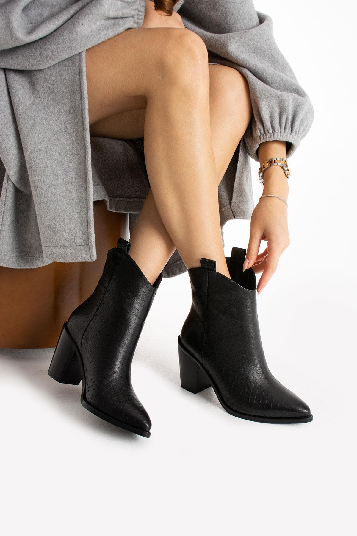 Kadın Hakiki Deri Bot Siyah