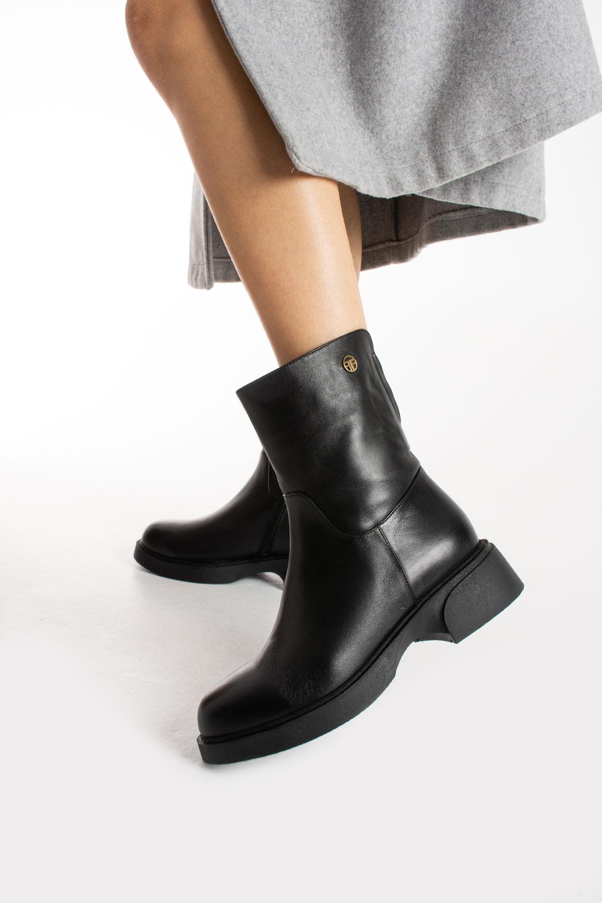 Kadın Hakiki Deri Bot Siyah