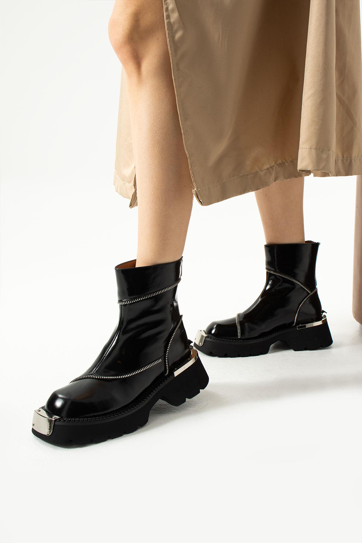 Kadın Hakiki Deri Bot Siyah Rugan